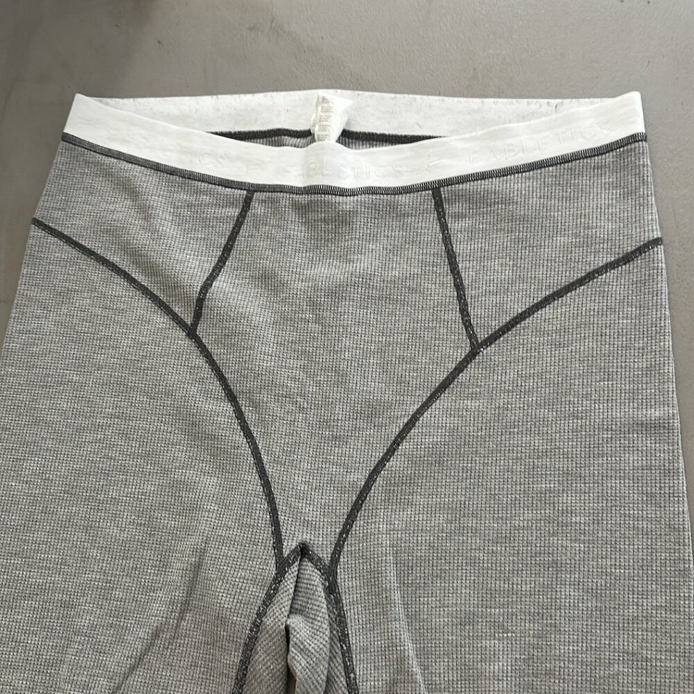 Fabletics Waffle Legging - Picture 5 of 6